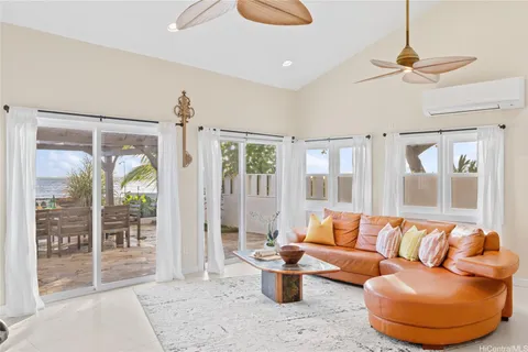 $2,650,000 | 49-797 Kamehameha Highway, Kaaawa, HI 96730