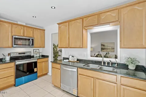 $513,000 | 120 Summerlin Drive, Chapel Hill, NC 27514