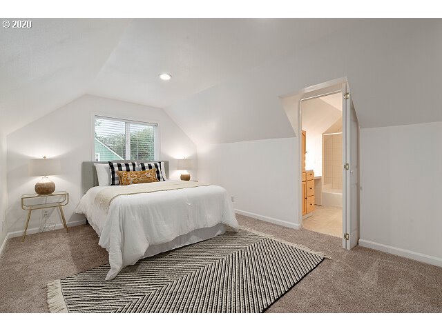 11675 Southwest 13th Street Beaverton, OR 97005 - Photo 12 of 24 Gallery Image 12