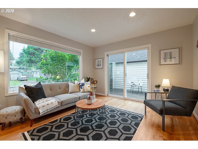 11675 Southwest 13th Street Beaverton, OR 97005 - Photo 5 of 24 Gallery Image 5