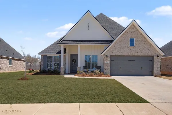 $434,900 | 303 Prien Lk Loop, Bossier City, LA 71111