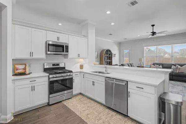 $434,900 | 303 Prien Lk Loop, Bossier City, LA 71111