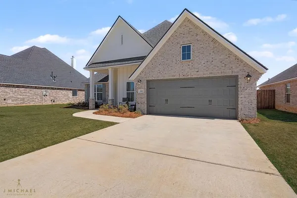 $434,900 | 303 Prien Lk Loop, Bossier City, LA 71111