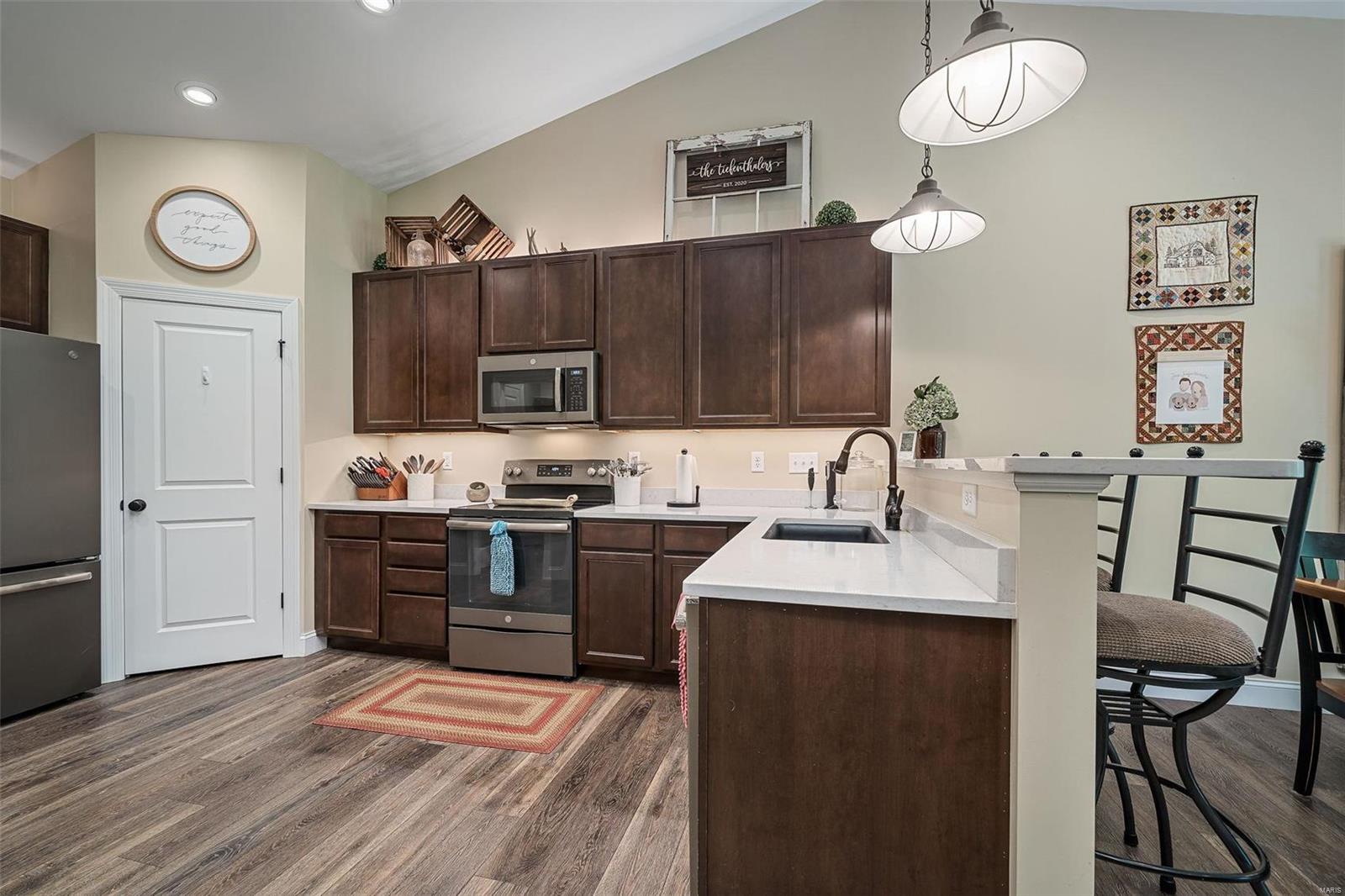 169 Keystone Ridge Drive O'Fallon, MO 63366 - Photo 13 of 32 Gallery Image 13