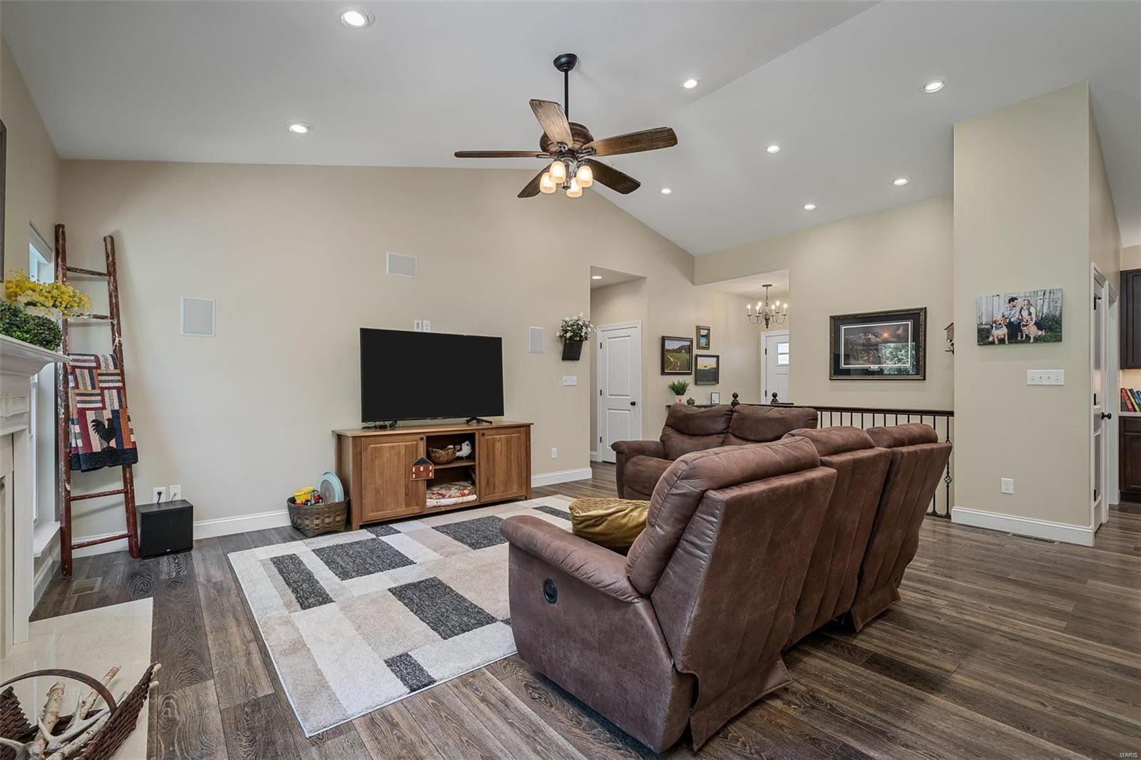 169 Keystone Ridge Drive O'Fallon, MO 63366 - Photo 9 of 32 Gallery Image 9