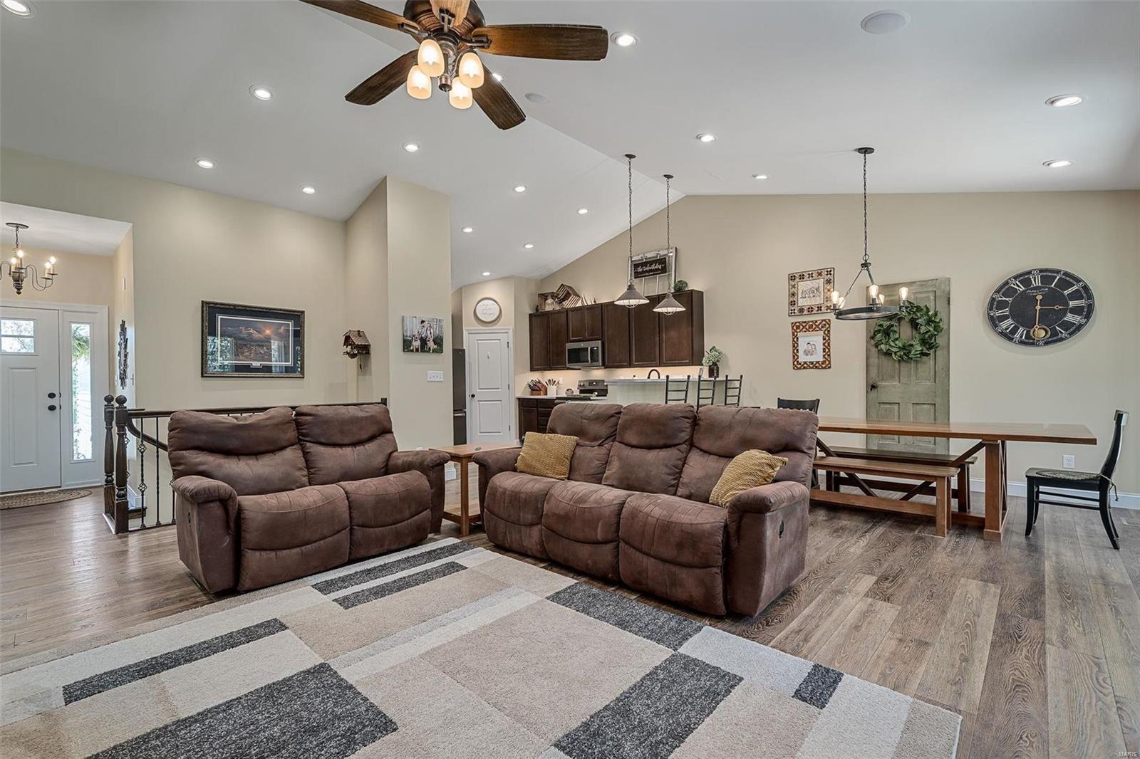 169 Keystone Ridge Drive O'Fallon, MO 63366 - Photo 10 of 32 Gallery Image 10