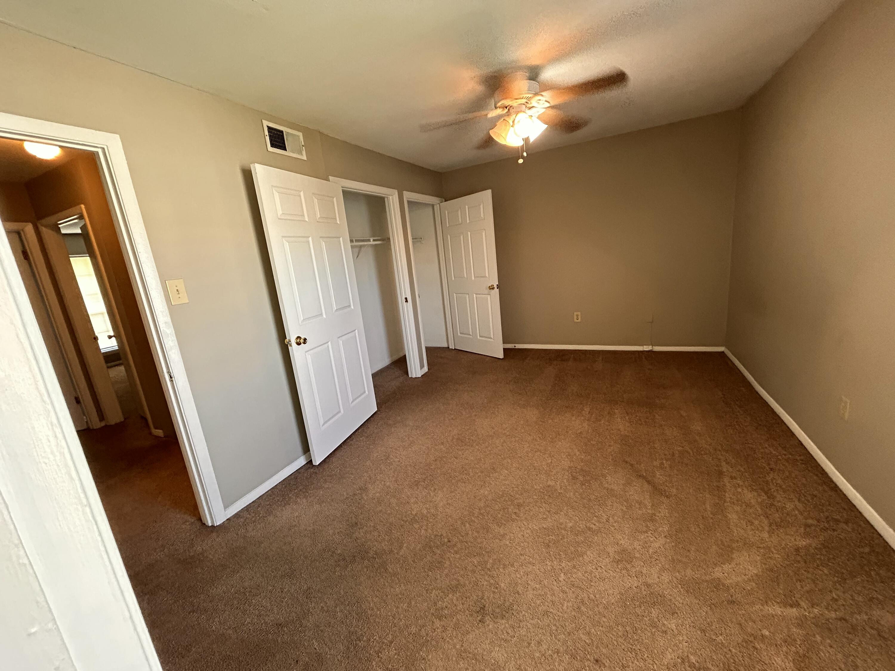 900 Mountain Creek Road, Unit D59 Chattanooga, TN 37405 - Photo 11 of 19 BEDROOM 2