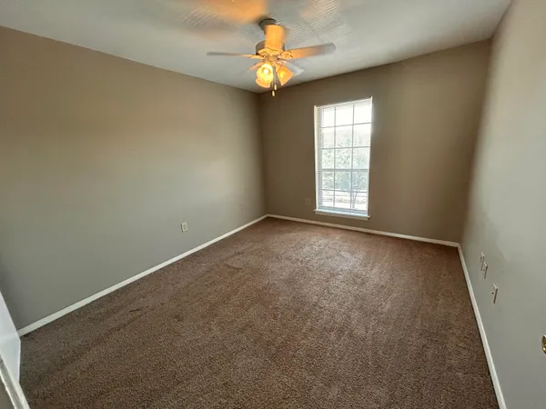 $189,000 | 900 Mountain Creek Road, Unit D59, Chattanooga, TN 37405