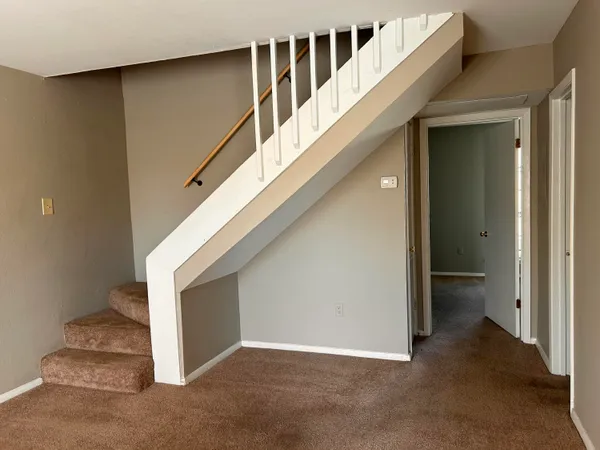 $189,000 | 900 Mountain Creek Road, Unit D59, Chattanooga, TN 37405