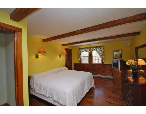 10 Wells Park Road Sturbridge, MA 01566 - Photo 16 of 25 Gallery Image 16