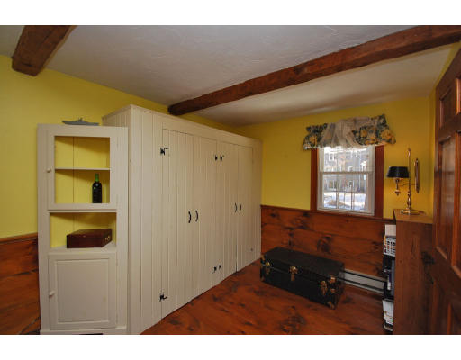10 Wells Park Road Sturbridge, MA 01566 - Photo 17 of 25 Gallery Image 17
