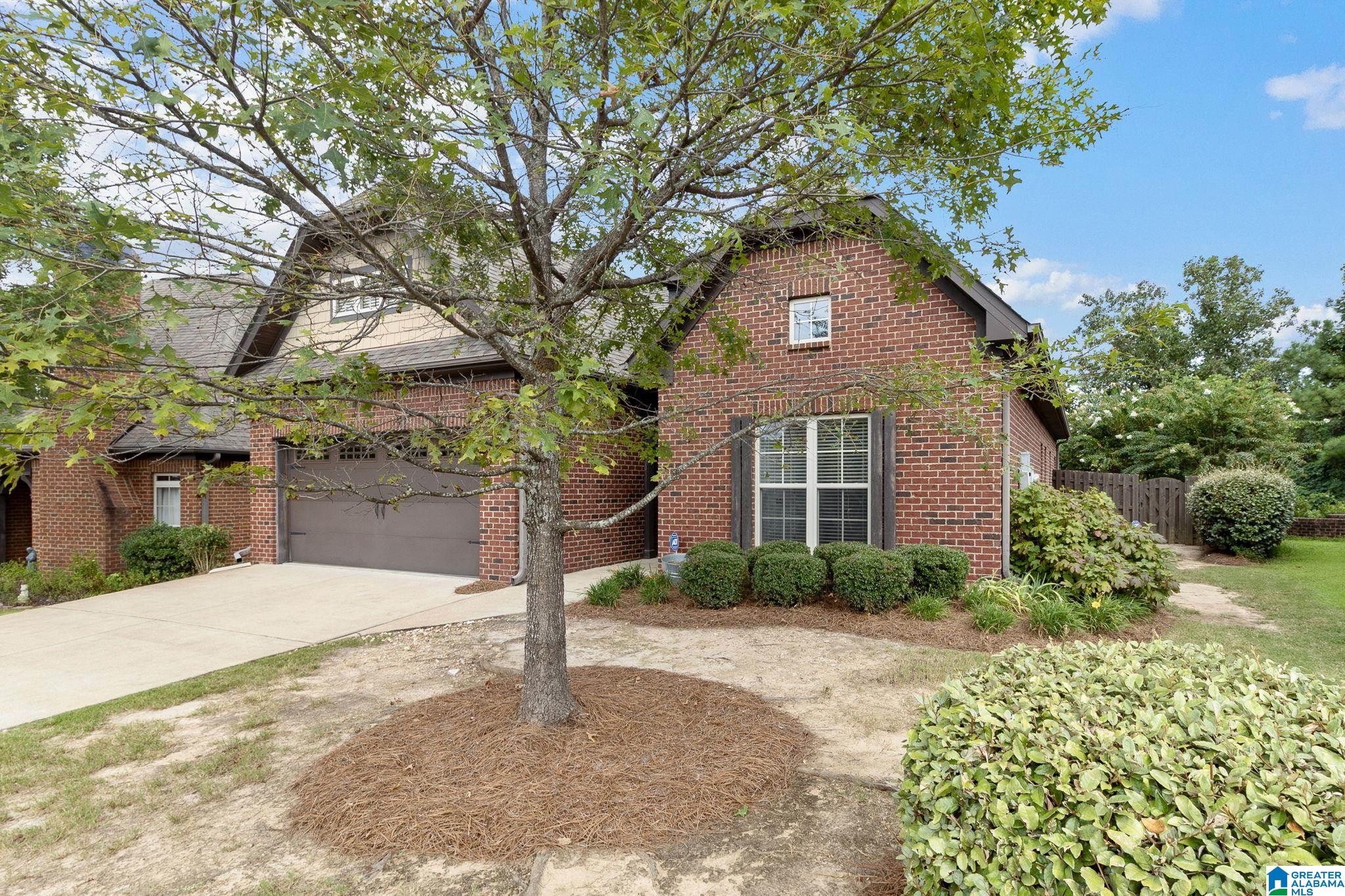 1273 Grants Way Birmingham, AL 35210 - Photo 2 of 27