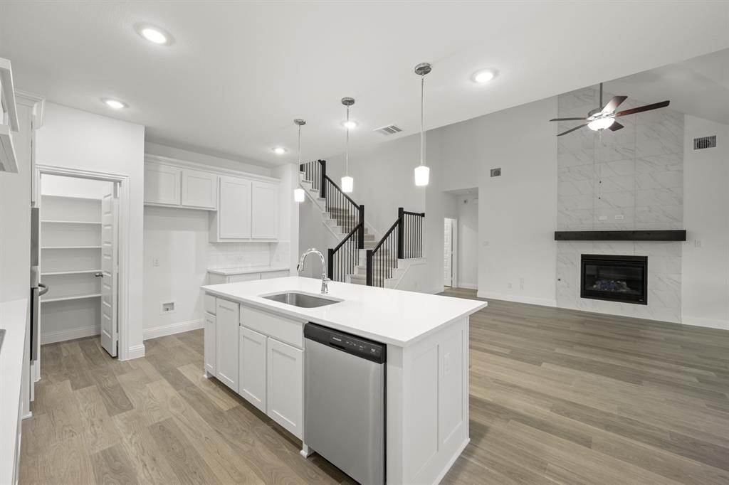 728 Stone Eagle Drive Azle, TX 76020 - Photo 12 of 28