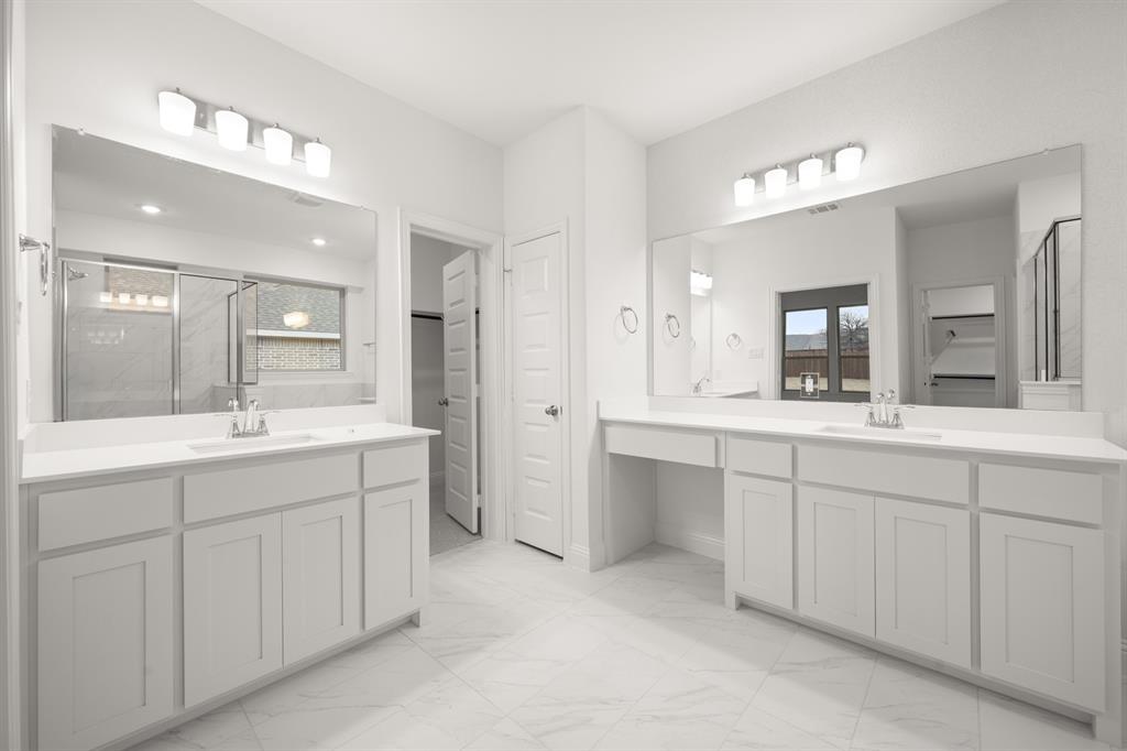 728 Stone Eagle Drive Azle, TX 76020 - Photo 18 of 28 728 Stone Eagle- Primary Suite-4