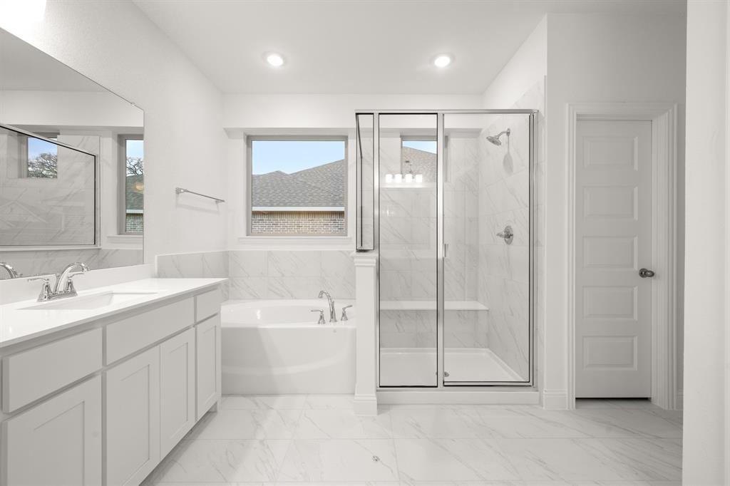 728 Stone Eagle Drive Azle, TX 76020 - Photo 19 of 28 728 Stone Eagle- Primary Suite-5