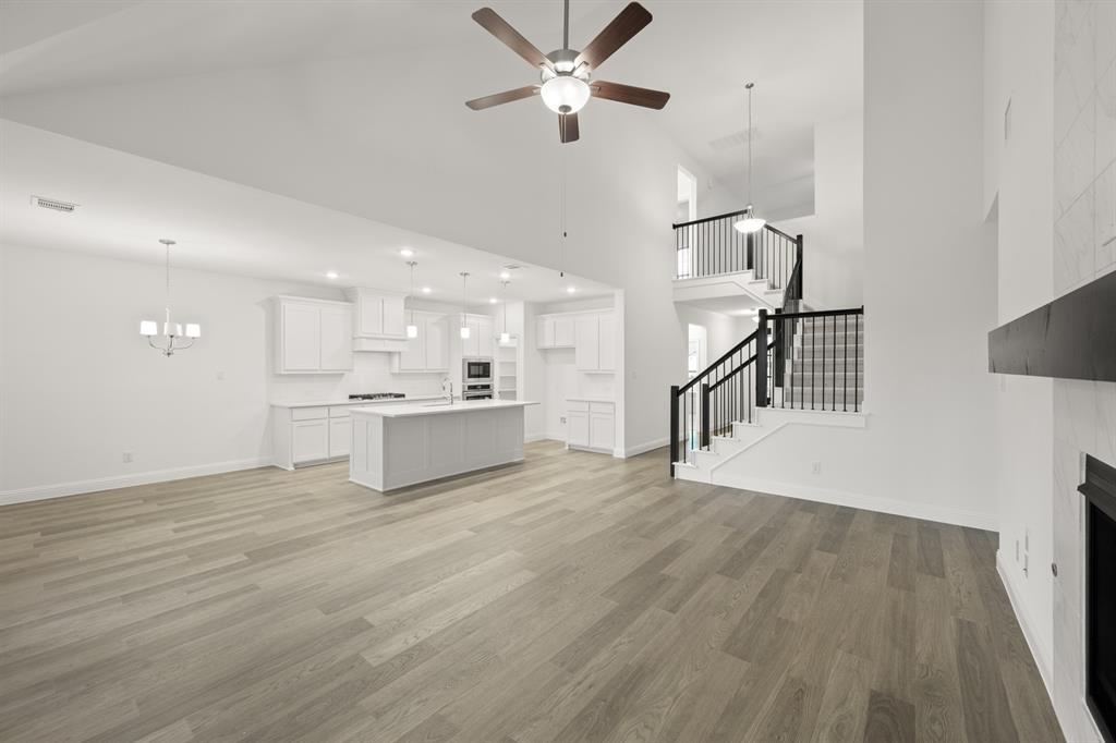 728 Stone Eagle Drive Azle, TX 76020 - Photo 8 of 28