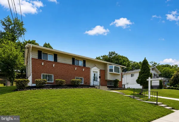 $460,000 | 5506 Helmont Drive, Oxon Hill, MD 20745