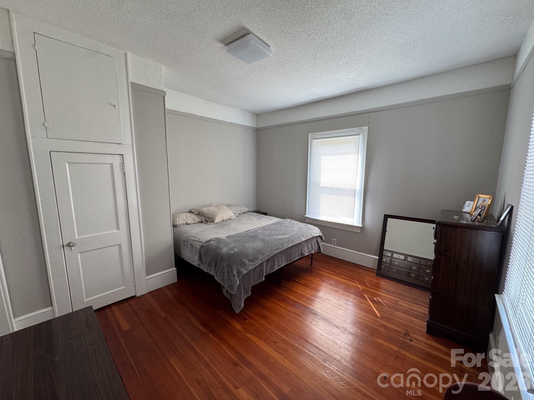 102 Sixth Em Street Marion, NC 28752 - Photo 9 of 17