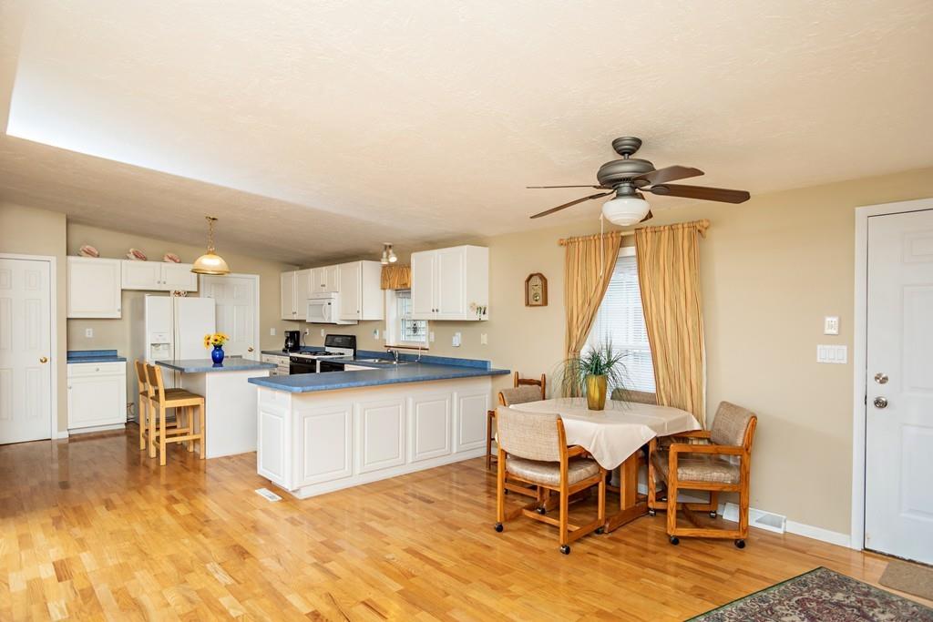 7 Rim Road Plymouth, MA 02360 - Photo 4 of 23