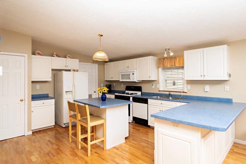 7 Rim Road Plymouth, MA 02360 - Photo 9 of 23