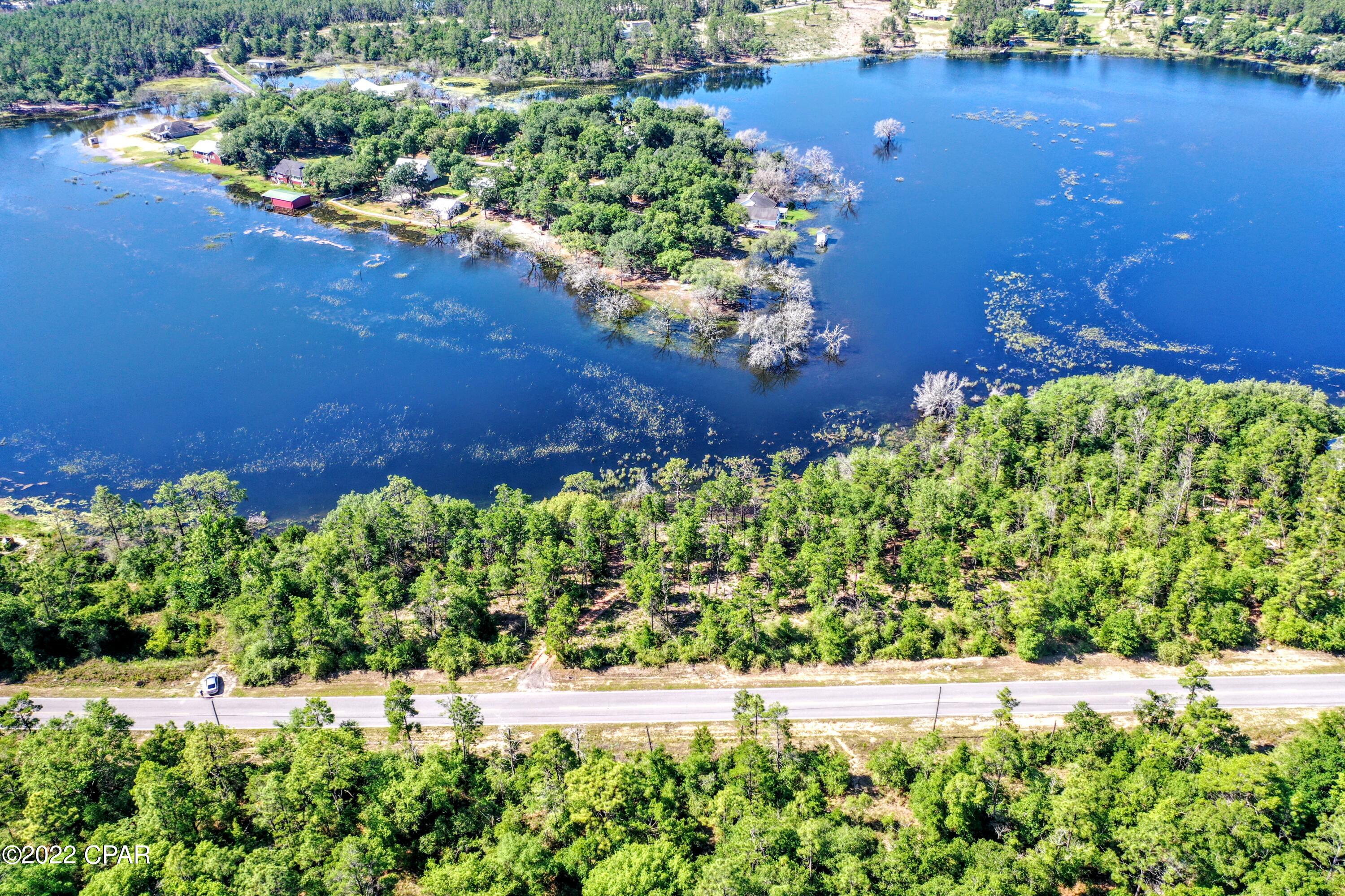 2737 Rolling Pines Road Chipley, FL 32428 - Photo 3 of 9 Gallery Image 3