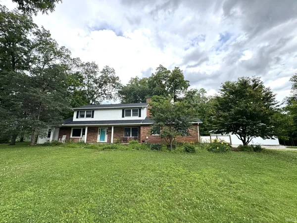 $374,900 | 963 Eva Lane, Upland, IN 46989