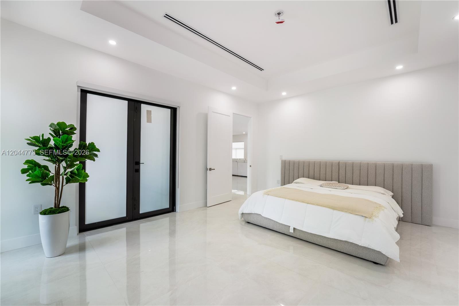 9630 Southwest 10th Terrace Miami, FL 33174 - Photo 25 of 82