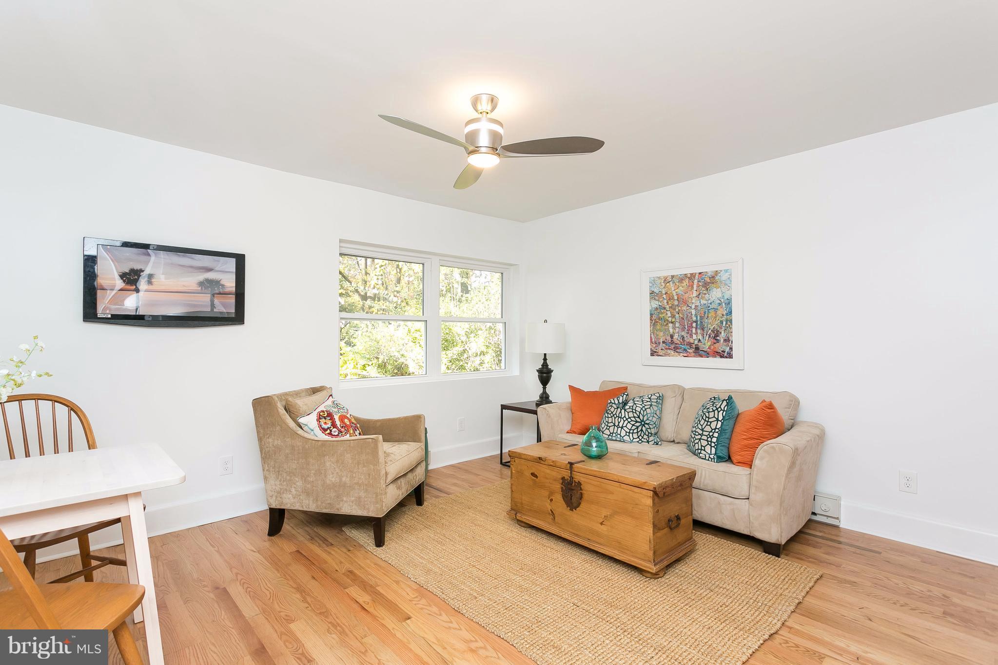 5724 Ranny Road Baltimore, MD 21209 - Photo 13 of 21 Family Room