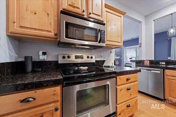 $418,500 | 5076 North Alworth Street, Garden City, ID 83714