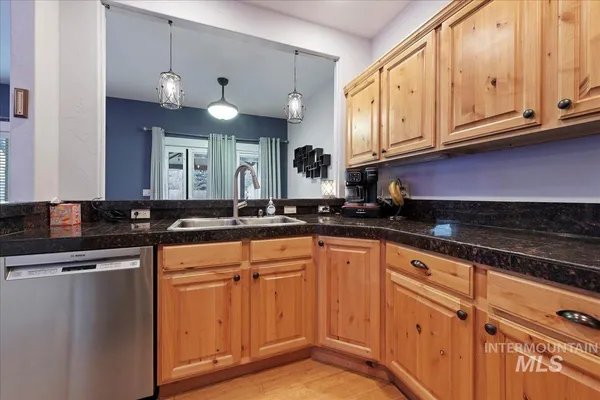 $418,500 | 5076 North Alworth Street, Garden City, ID 83714