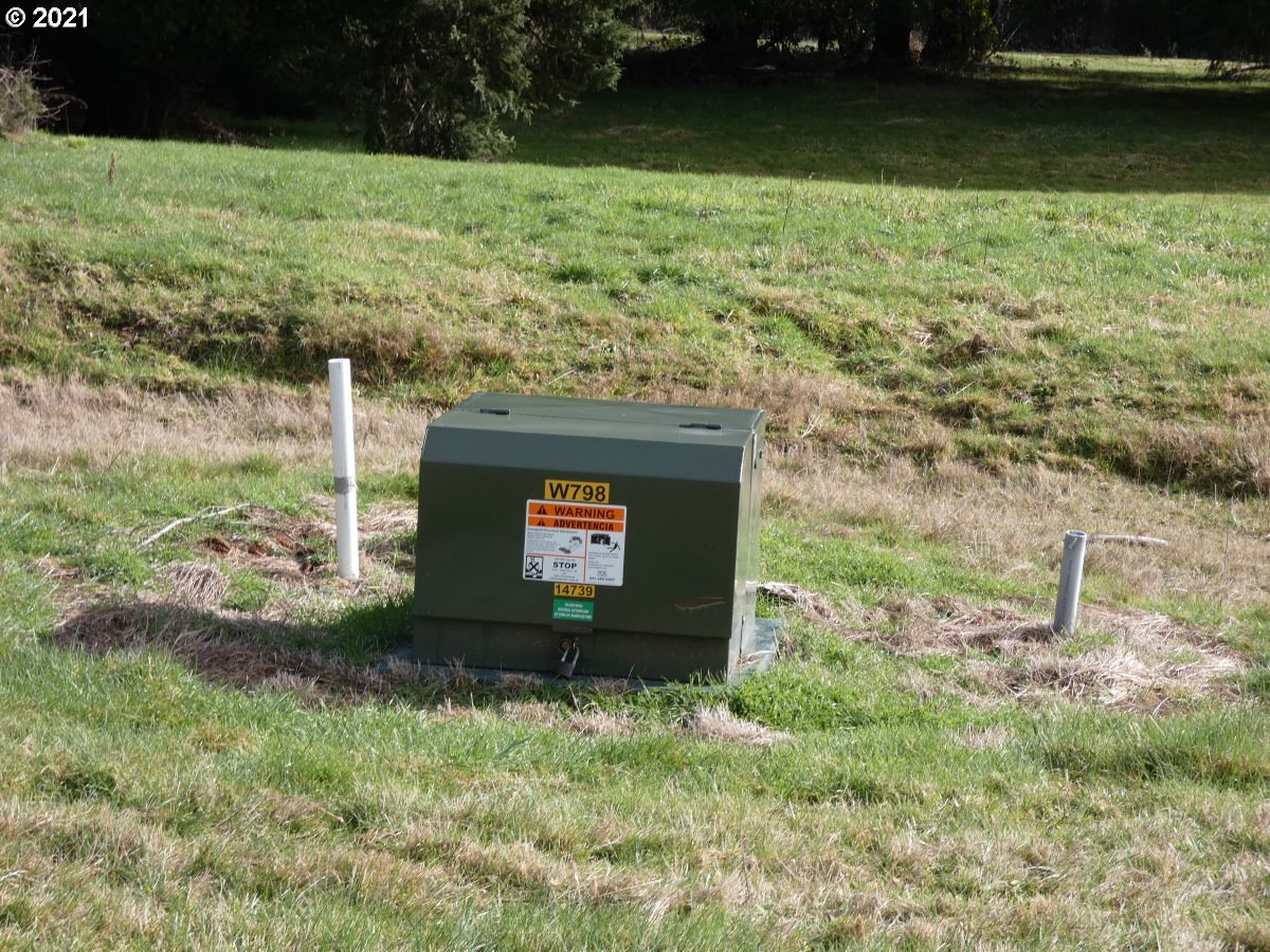 9 Omlid Drive Springfield, OR 97478 - Photo 10 of 15