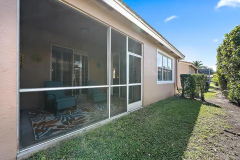 $379,990 | 2167 Umbrella Cay, West Palm Beach, FL 33411