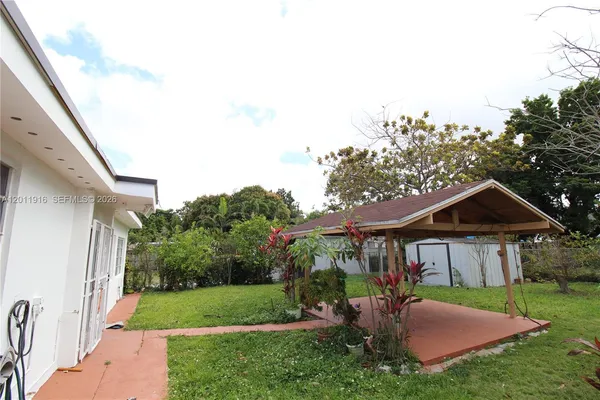 $3,200 | 5580 Southwest 2nd Street, Unit 1, Miami, FL 33134