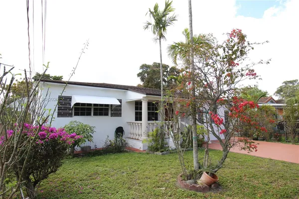 $3,200 | 5580 Southwest 2nd Street, Unit 1, Miami, FL 33134