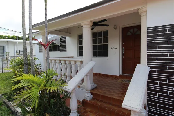 $3,200 | 5580 Southwest 2nd Street, Unit 1, Miami, FL 33134