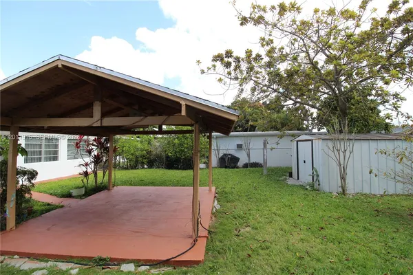 $3,200 | 5580 Southwest 2nd Street, Unit 1, Miami, FL 33134