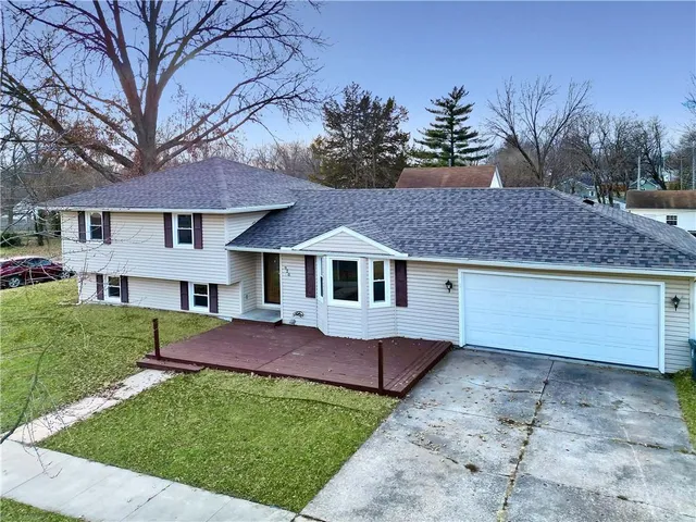 $265,000 | 920 South New York Avenue, Sedalia, MO 65301