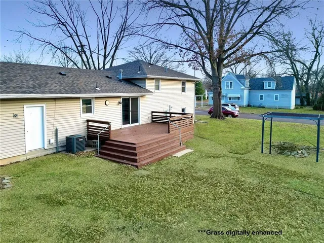 $265,000 | 920 South New York Avenue, Sedalia, MO 65301