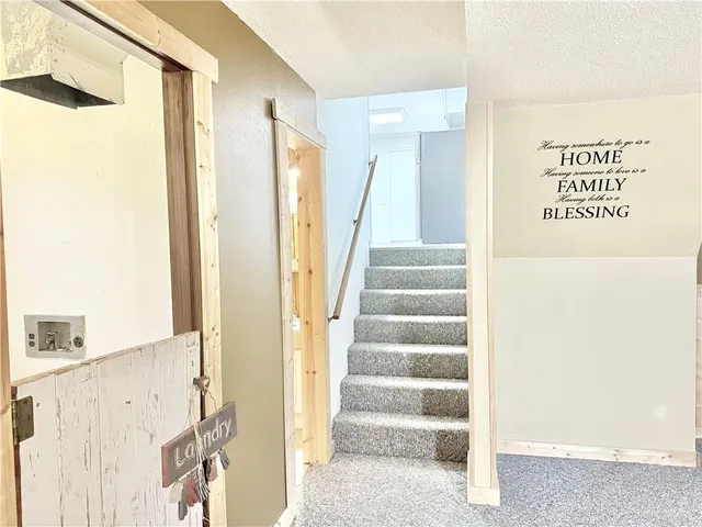 $265,000 | 920 South New York Avenue, Sedalia, MO 65301