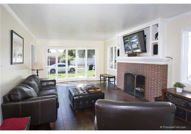 4154 Rochester Road San Diego, CA 92116 - Photo 3 of 25