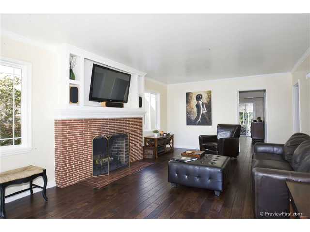 4154 Rochester Road San Diego, CA 92116 - Photo 4 of 25
