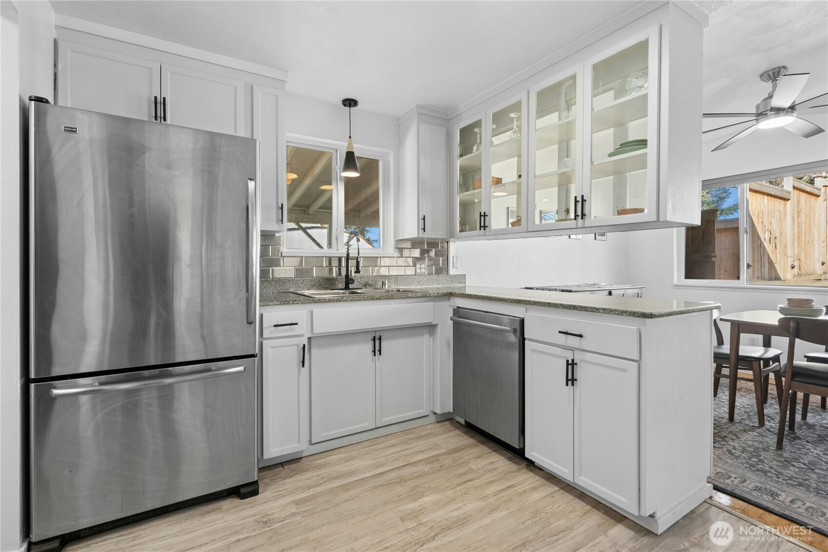 219 Southwest 108th Street Seattle, WA 98146 - Photo 13 of 28