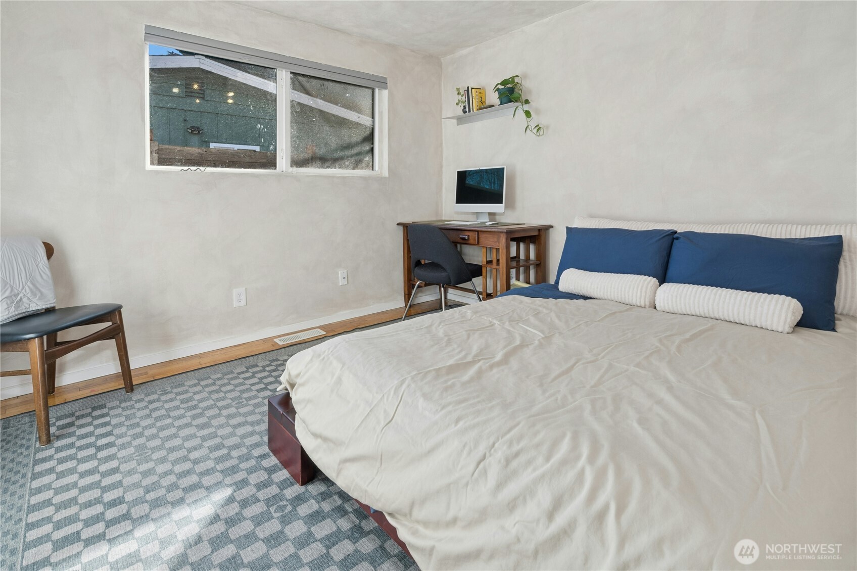 219 Southwest 108th Street Seattle, WA 98146 - Photo 17 of 28