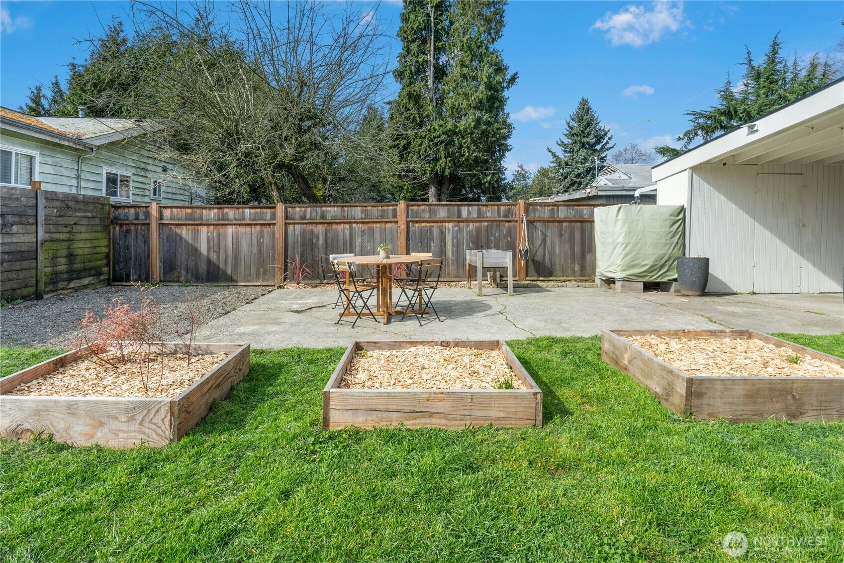 219 Southwest 108th Street Seattle, WA 98146 - Photo 23 of 28