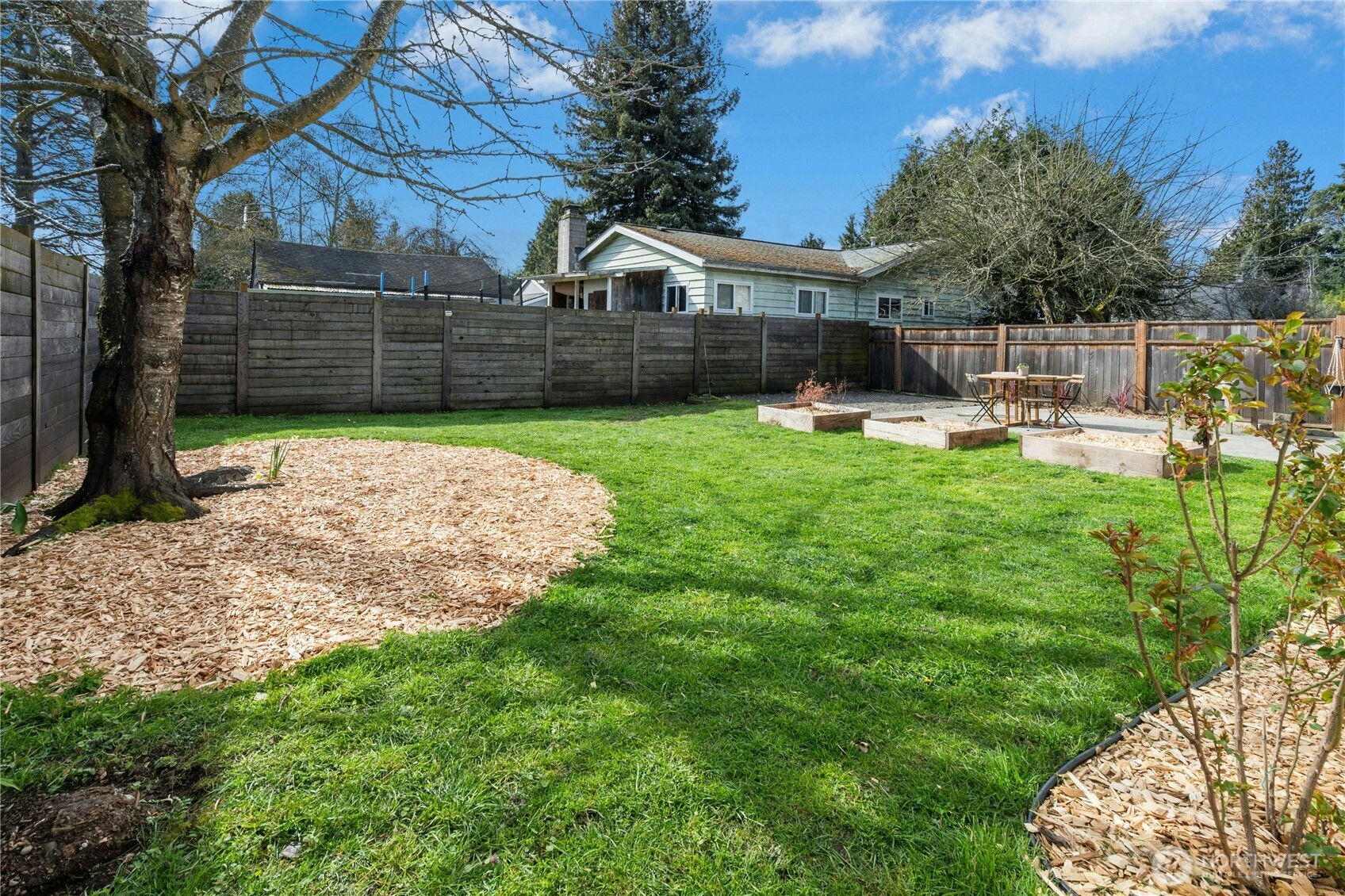 219 Southwest 108th Street Seattle, WA 98146 - Photo 24 of 28