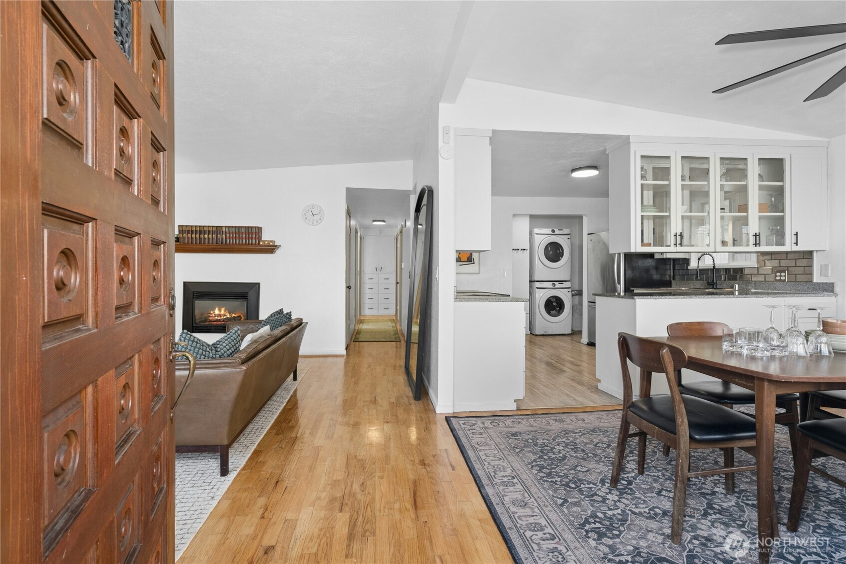 219 Southwest 108th Street Seattle, WA 98146 - Photo 4 of 28