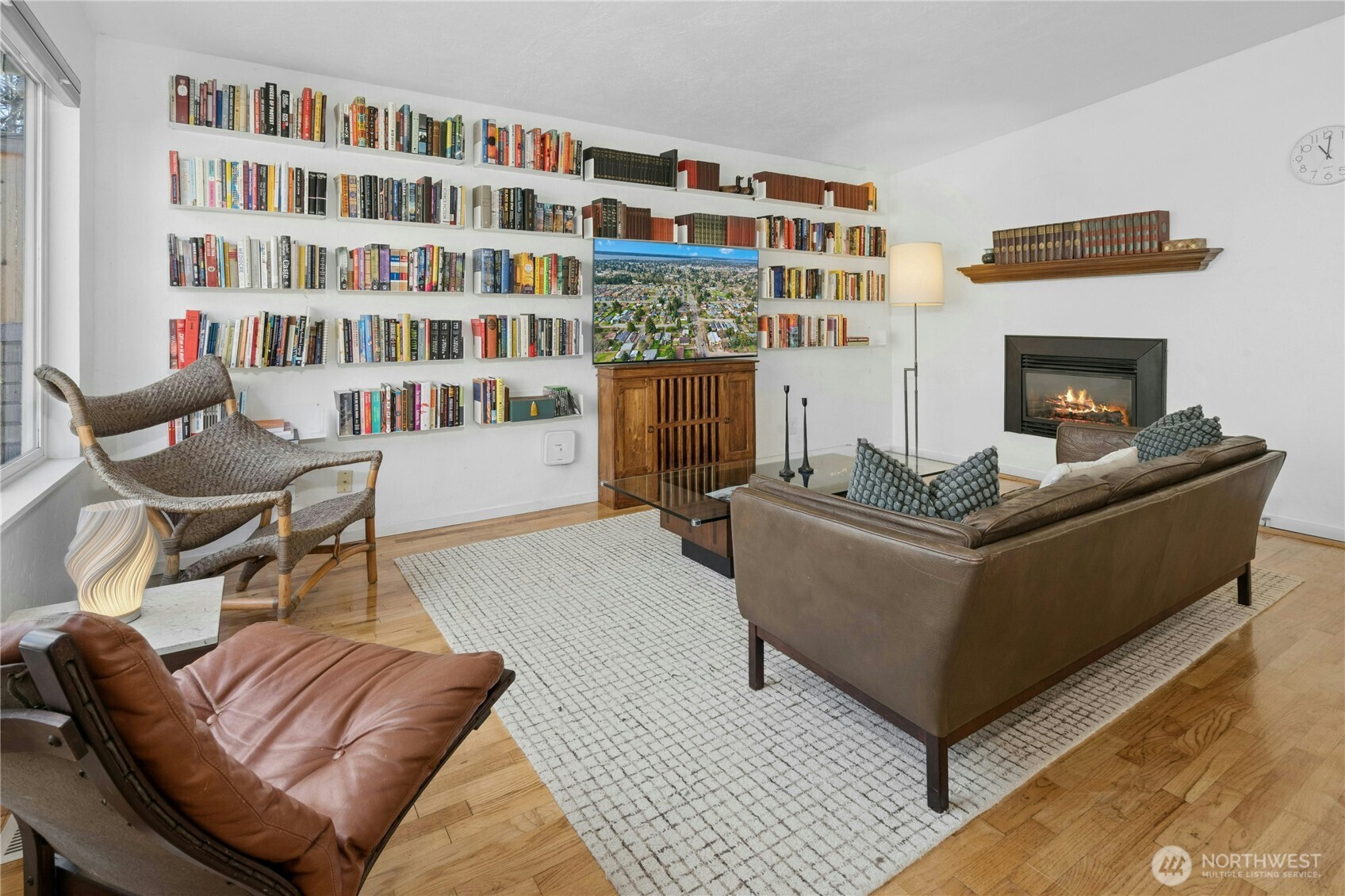 219 Southwest 108th Street Seattle, WA 98146 - Photo 5 of 28