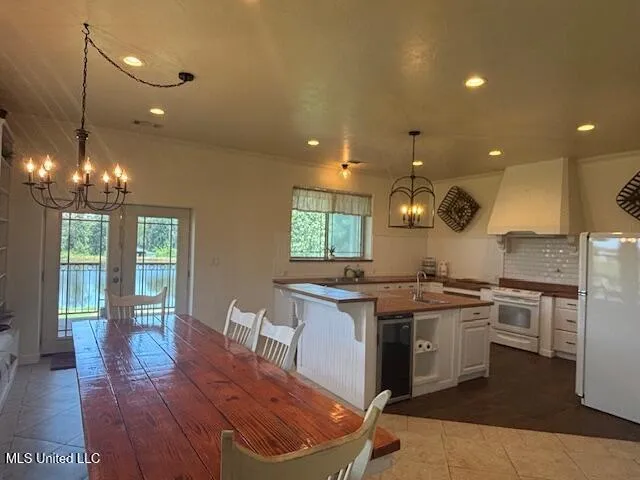 $445,000 | 1570 Dupont Harts Chapel Road, Poplarville, MS 39470