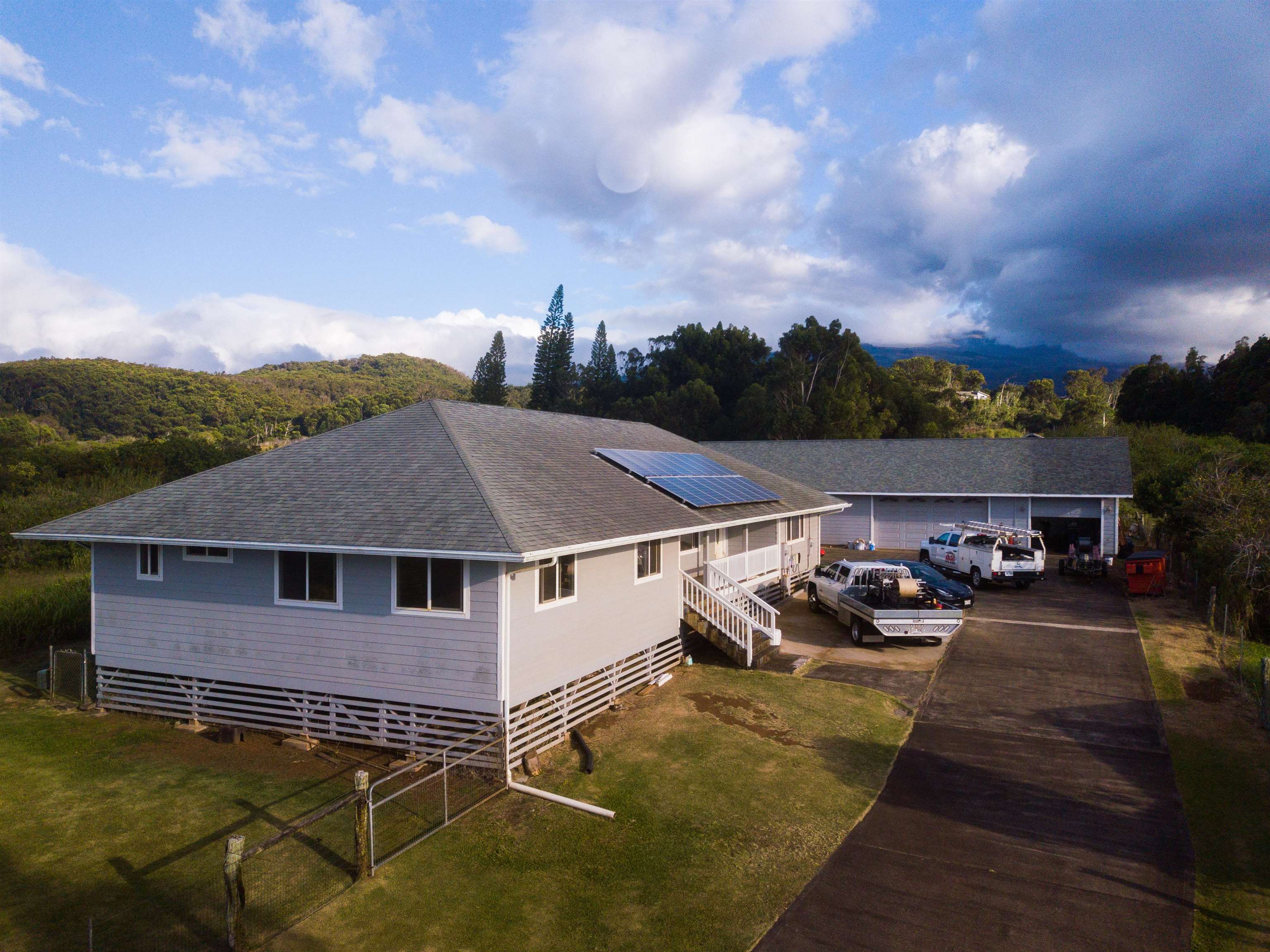 2640 Puuomalei Road Haiku, HI 96708 - Photo 29 of 30 an aerial view of a house with swimming pool and mountains