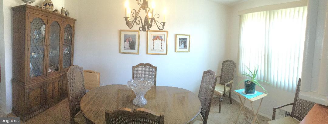 4391 Crest Heights Road Baltimore, MD 21215 - Photo 4 of 14 Dining Room